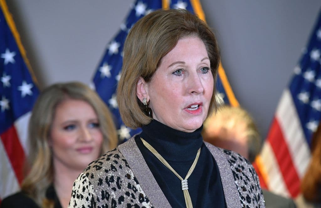 La abogada Sidney Powell, durante una rueda de prensa el 19 de noviembre de 2020.