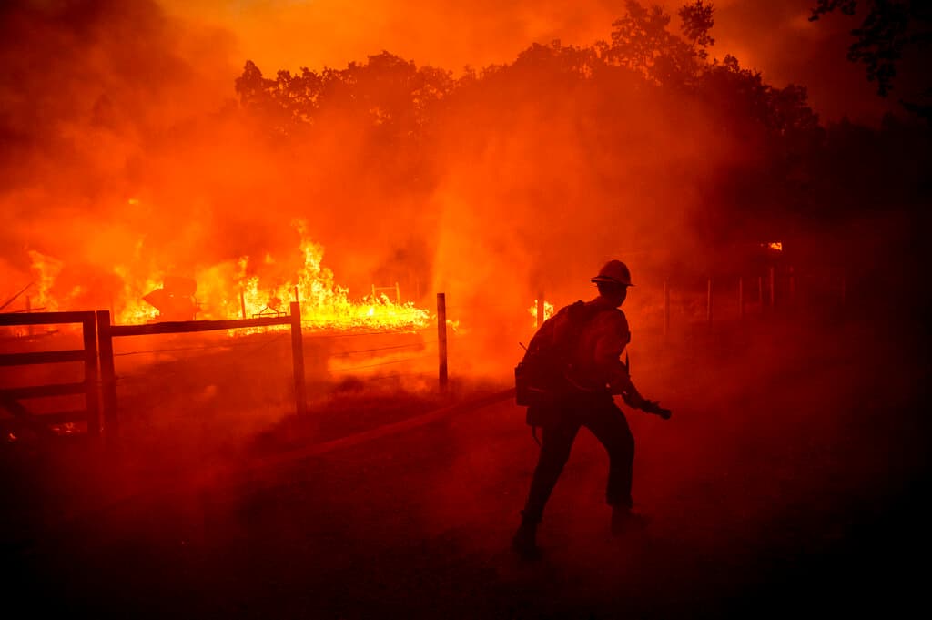 Estas son las evacuaciones y carreteras cerradas por Oak Fire en California 