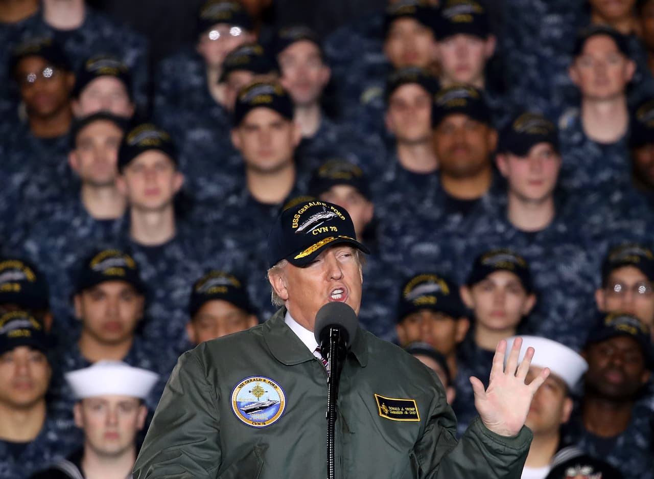 Tres viajes de Trump a Mar-a-Lago cuestan más que el gasto de los transgénero a las fuerzas armadas