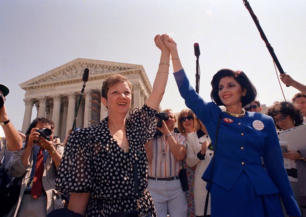 Hija mayor de 'Jane Roe': "Mi madre estaría devastada" por el fallo de la Corte que eliminó el derecho al aborto