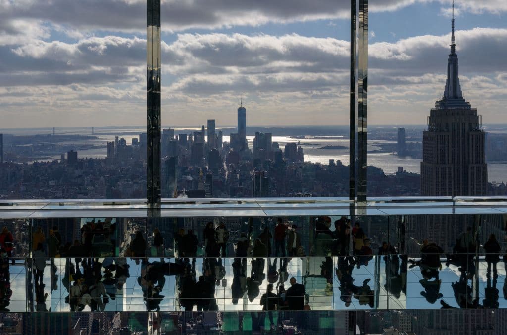 <b>20. Nueva York</b>. Sigue siendo un destino muy deseado tanto para visitar como para vivir. 
<i>Time Out</i> destaca que su escena teatral vive un gran momento.