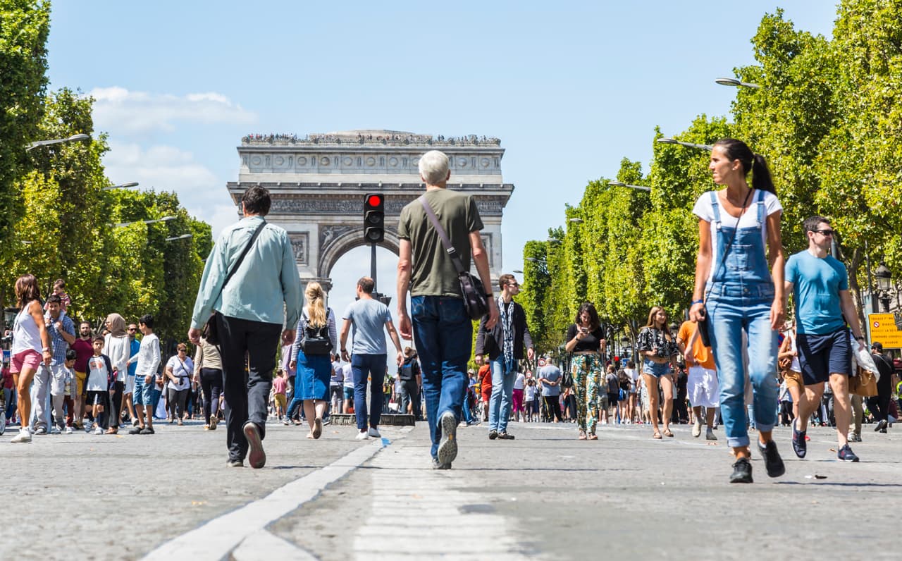 <b>Puesto 11. Francia</b>.
<br>
<br>Es uno de los países más visitados del mundo. Obtuvo el segundo lugar en ‘influencia cultural’, el cuarto lugar en ‘patrimonio’ y el séptimo en ‘poder’.
<br>