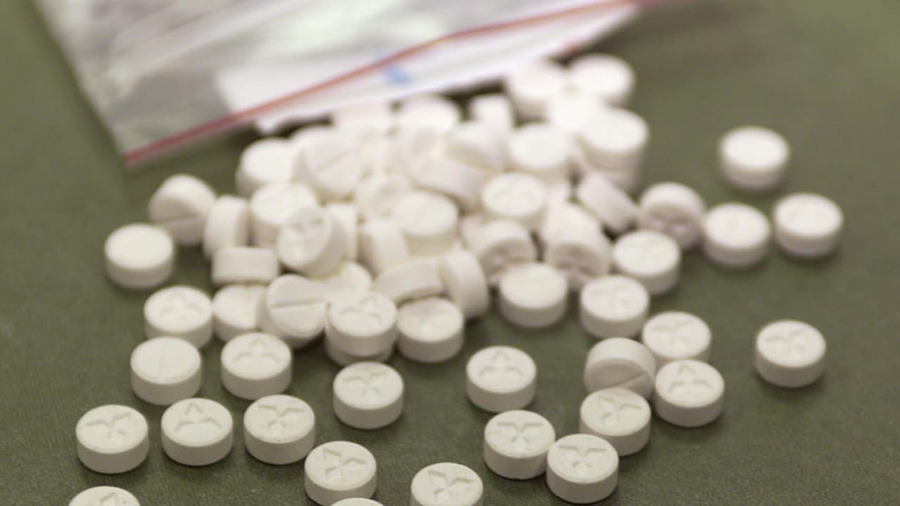 Distribuyen Narcan en bibliotecas del condado de Kern para tratar casos de sobredosis de fentanilo  