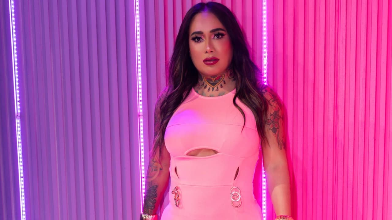 Karina Torres cambia radicalmente de look a días de entrar a La Casa de los Famosos México 2026 y su  inesperada reacción se viraliza