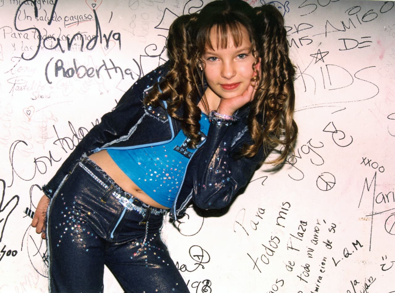 "Estoy sumamente agradecida porque 
<a href="https://www.univision.com/famosos/belinda-cumple-30-anos-las-fotos-de-la-nina-estrella-a-la-mujer-que-desata-suspiros-dentro-y-fuera-de-los-escenarios-fotos">ahí empecé desde muy niña</a>, me encantan las historias de las telenovelas", contó a la periodista Nelssie Carrillo, entrevista que retomó el programa 'Ventaneando'.
<br>