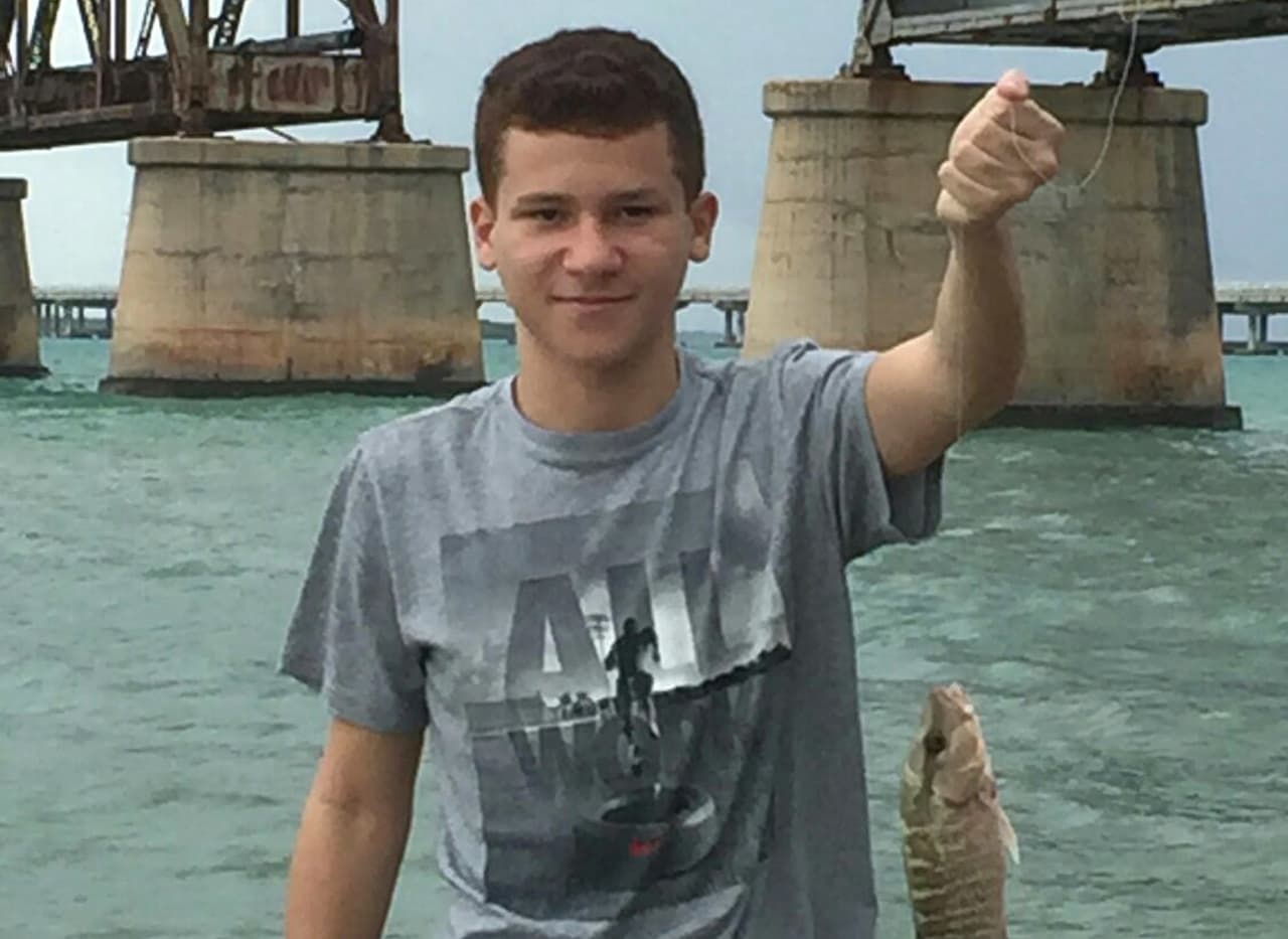Joven de Florida se convierte en la cuarta persona que sobrevive a la ameba 'come cerebro' en EEUU