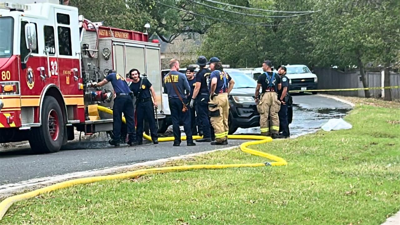 <h3 class="cms-H3-H3">¿Cómo ayudar? </h3>
<br>En casos como este, organizaciones locales como 
<a href="https://www.redcross.org/local/texas/central-and-south-texas.html?srsltid=AfmBOopaKUj5_xdPOs5_94fSaQsCy84gy5jhFZwUel8C5FEINN_1LO7L" target="_blank">la Cruz Roja del Centro de Texas</a> suelen 
<b>brindar apoyo inmediato a las familias afectadas. </b>También es común que se activen campañas comunitarias de recaudación. 
<b>Si te encuentras en una situación de emergencia y necesitas ayuda inmediata, llama al 911.</b>