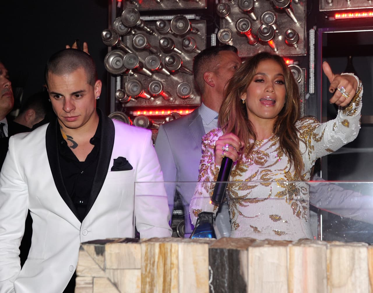 Estuvieron juntos hasta el año 2016. Supuestamente JLo puso punto final debido a la infidelidad de su pareja.
<br>
