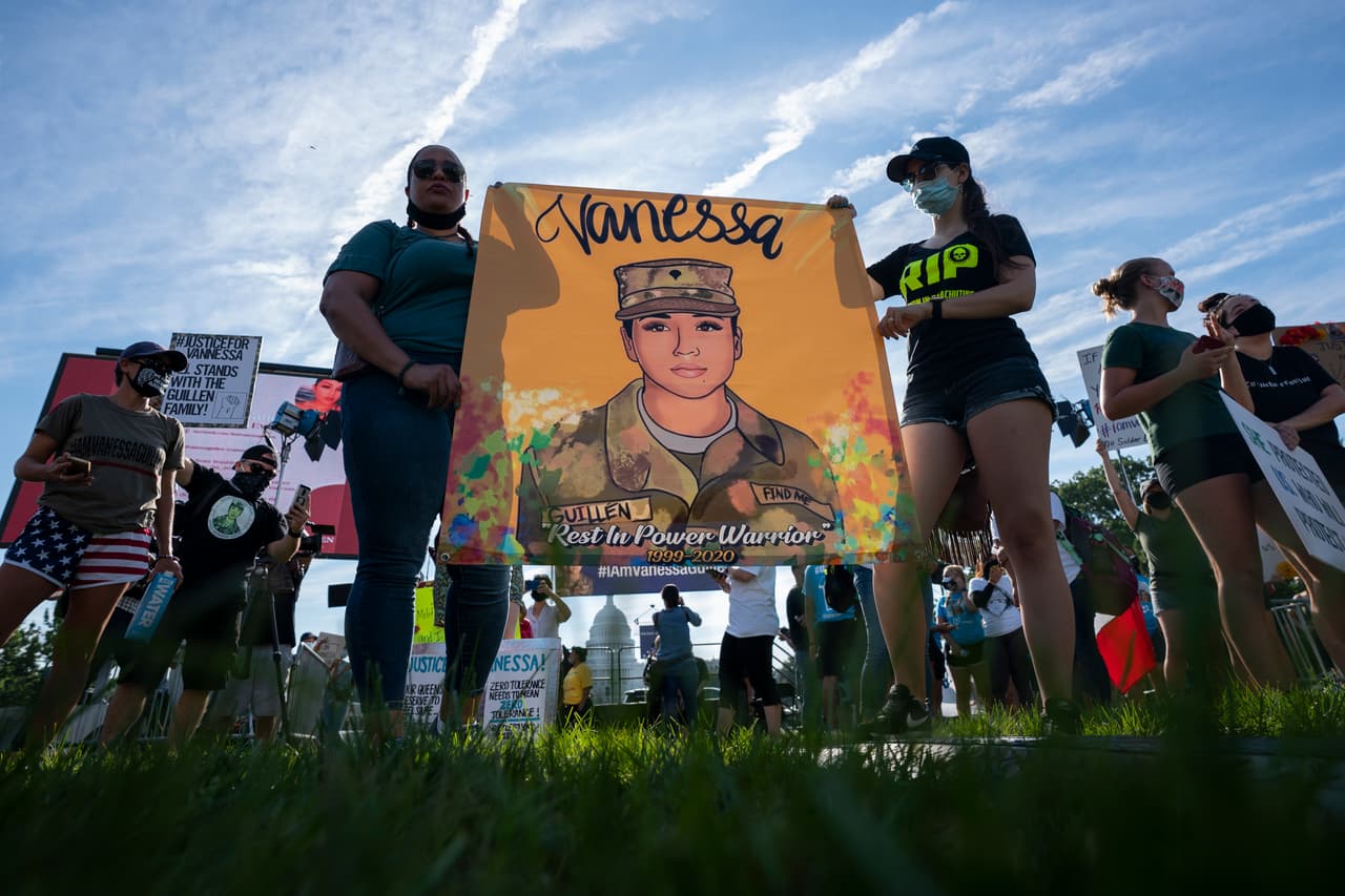 Biden firma una orden que protege a víctimas de agresión sexual dentro de las Fuerzas Armadas