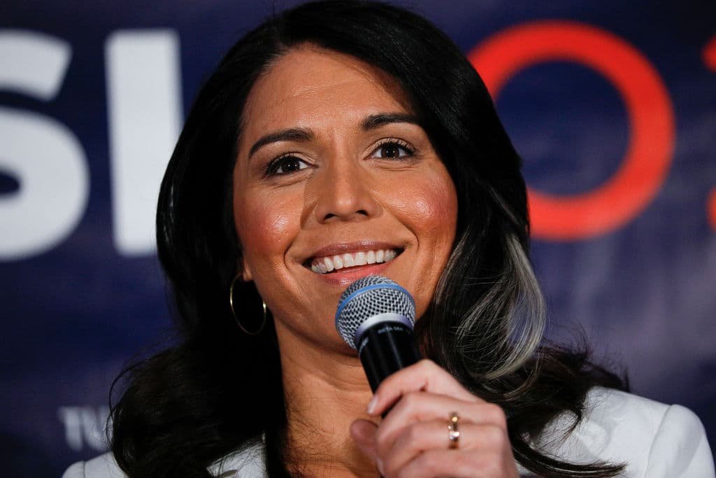 Tulsi Gabbard, quien llegó a aspirar a la candidatura a la presidencia, anuncia su retirada del Partido Demócrata