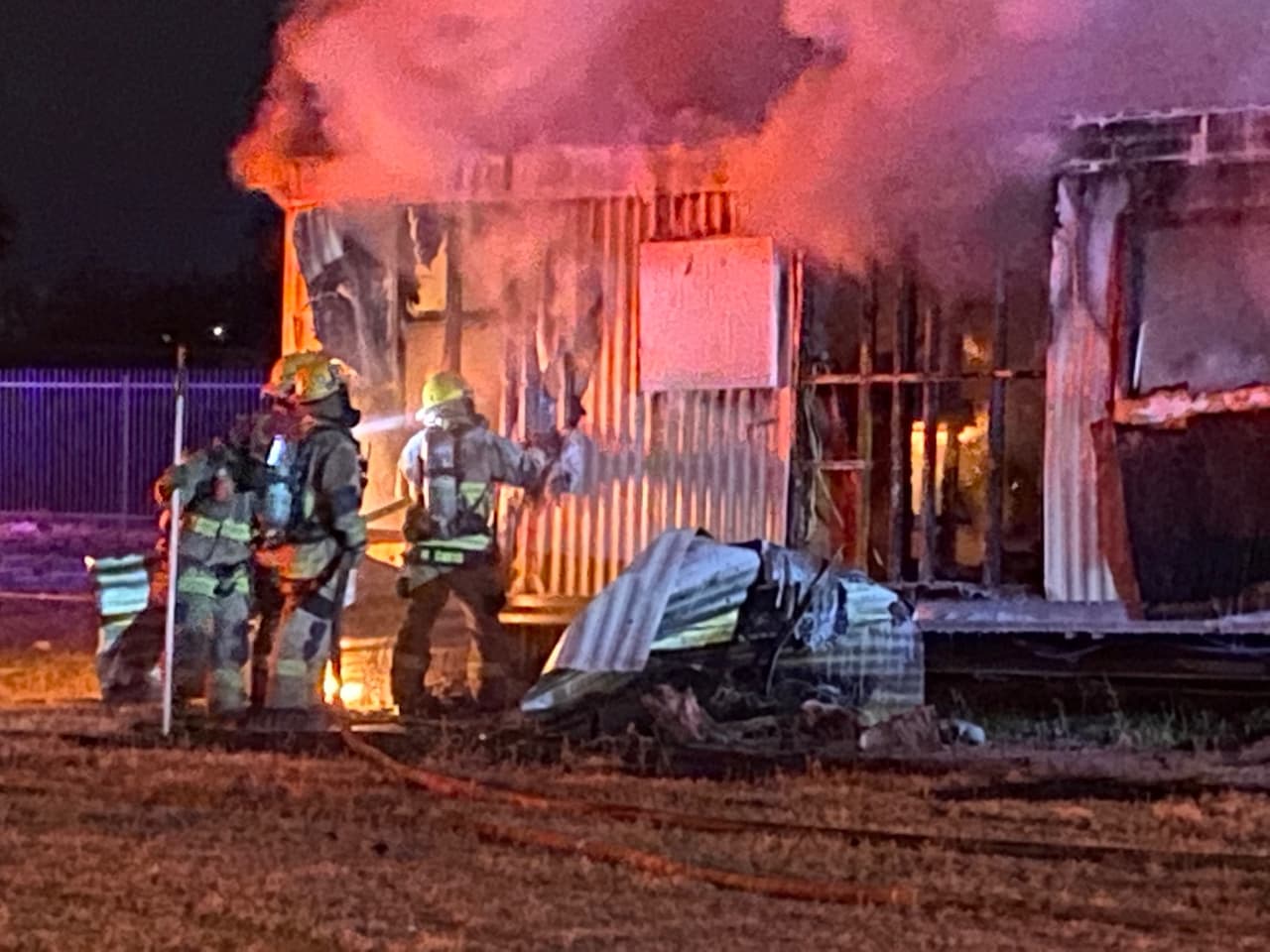 Ningún bombero resultó herido. 
<br>