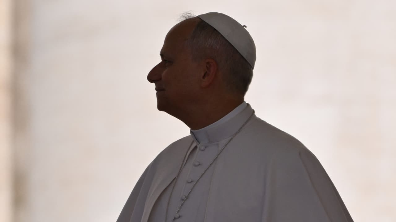 Peruana viaja a Chicago y asegura que el papa León XIV “no investigó” su caso de abuso sexual