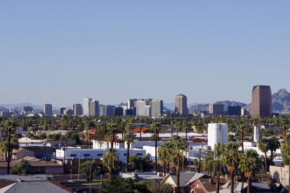 ¿Qué significa la orden de ‘quedarse en casa’ que se ha emitido en Arizona?
