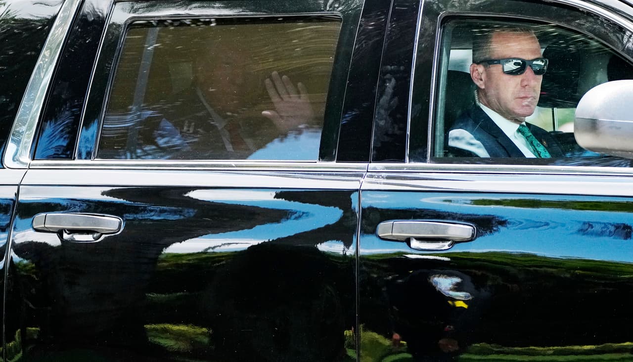 Desde temprano, el expresidente Donald Trump dejó su resort Trump National Doral para dirigirse al tribunal.