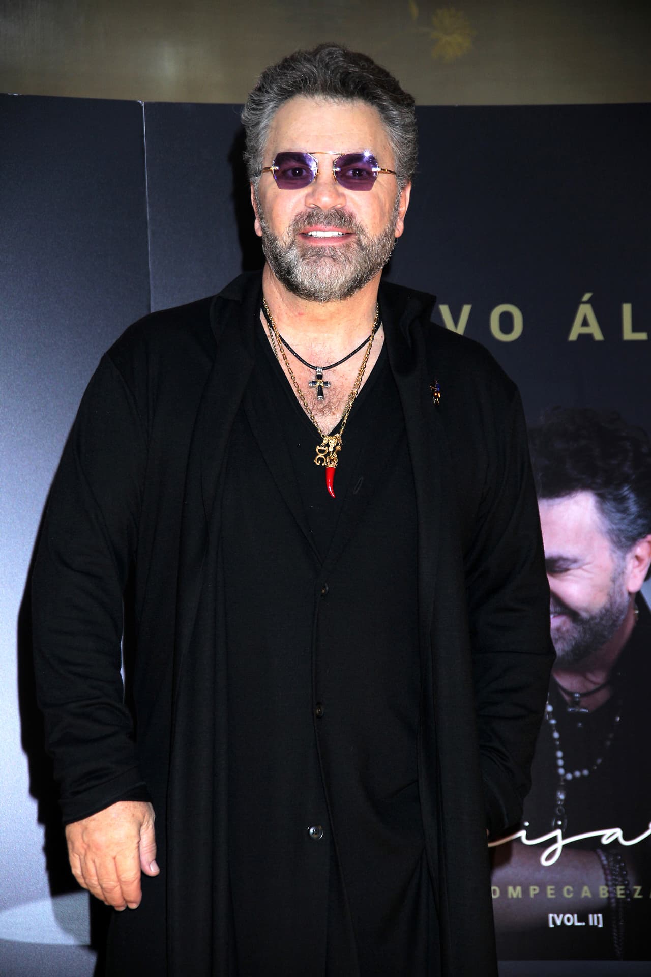 Si bien los cantantes se mantienen unidos principalmente por sus hijos, José Manuel y Lucerito, también lo hacen por la gran amistad que han logrado forjar a lo largo de estos 11 años.
<br>