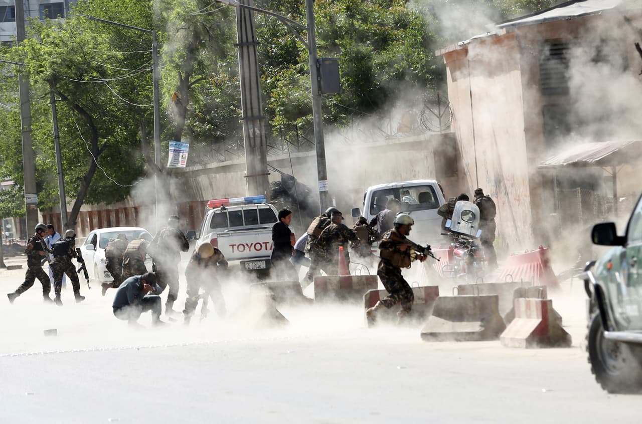 Además de los 26 muertos unas 49 personas resultaron heridas, según informó Hashmat Stanekzai, un alto funcionario de la policía.