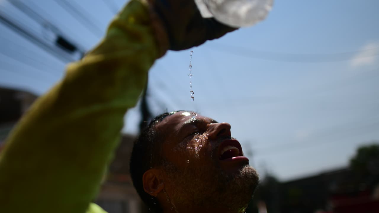 Arizona en alerta por calor extremo: consejos para enfrentar altas temperaturas y evitar tragedias