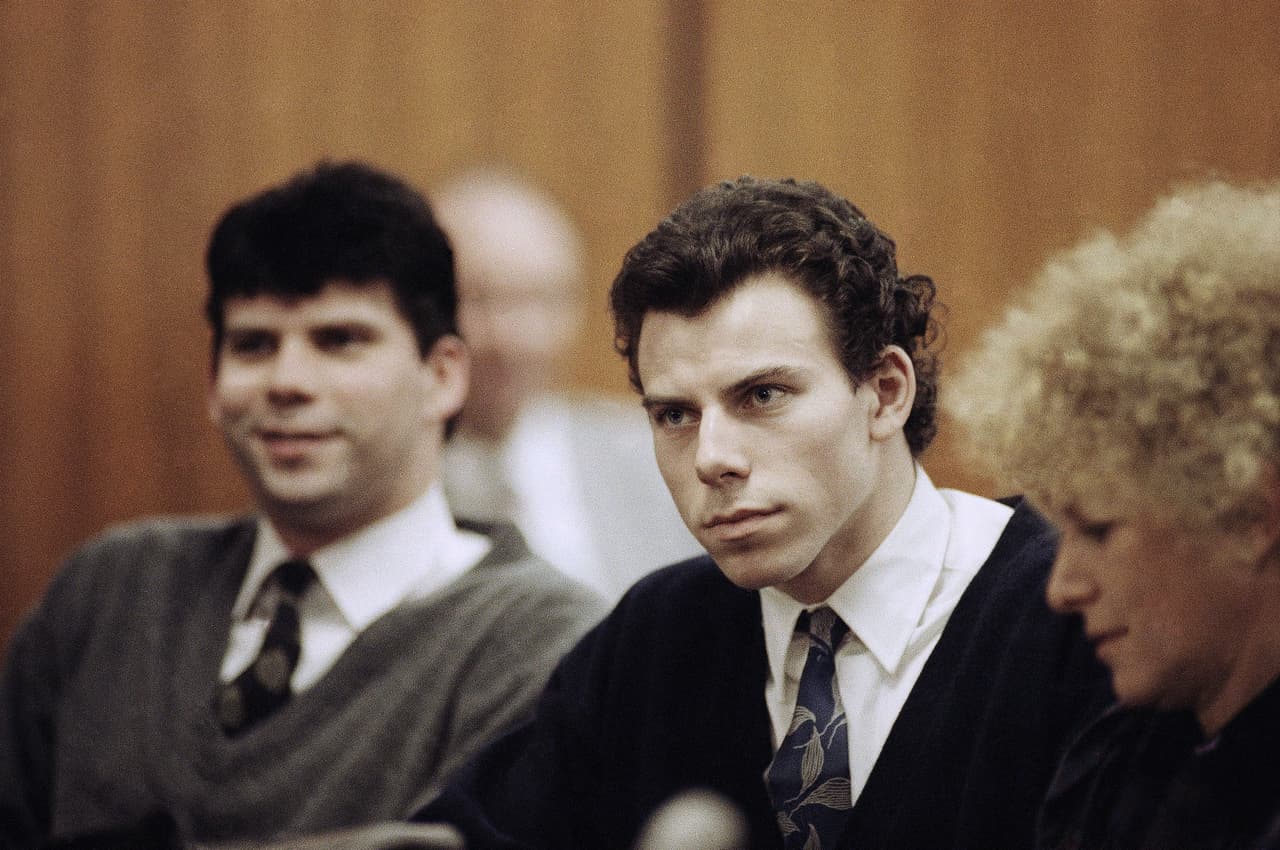Lyle y Erik Menéndez: una carta puede voltear el famoso caso de los hermanos que mataron a sus padres en 1989