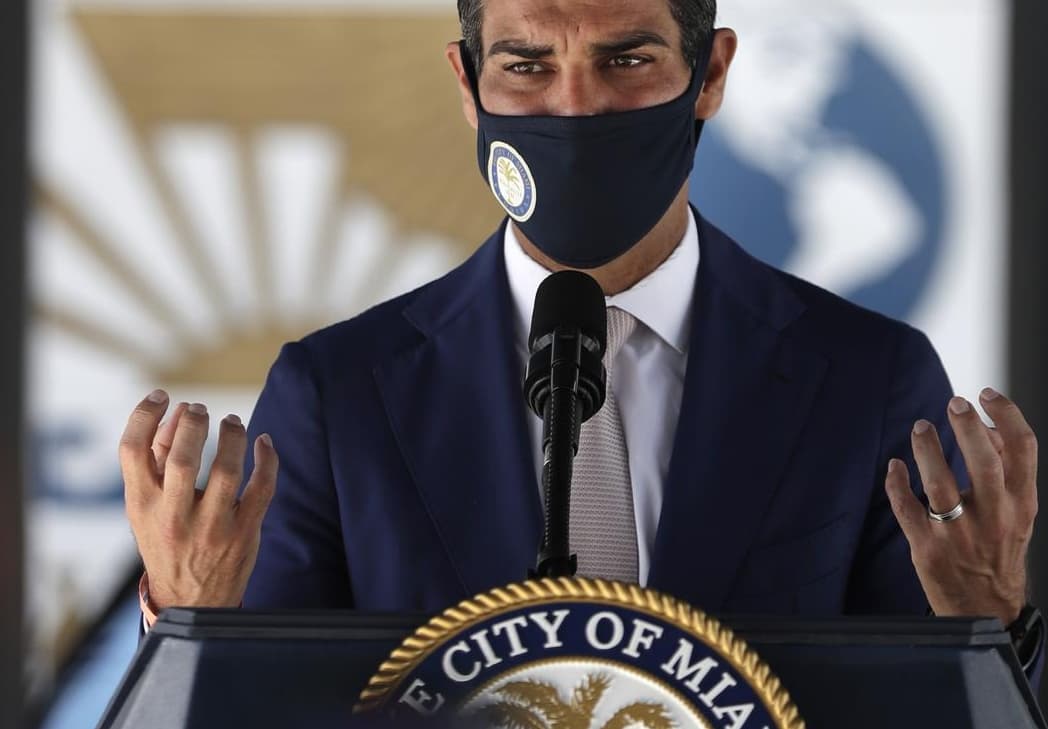 La ciudad de Miami ya no despedirá a bomberos y policías a pesar de la crisis financiera generada por el coronavirus 