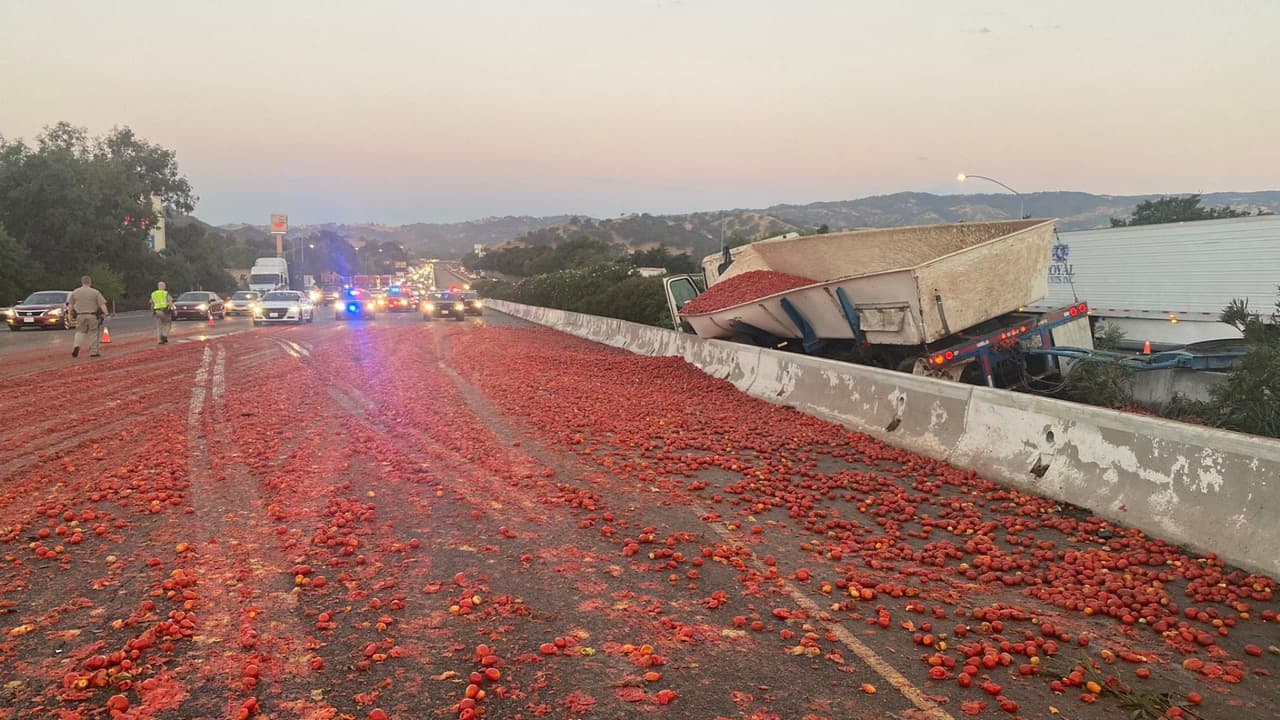 El cierre de la I-80 provoca largas filas en dirección al este, detalló CHP.
