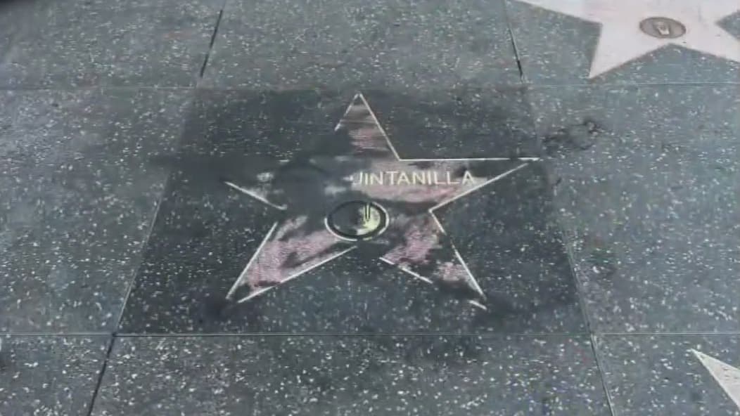 Vandalizan estrella de Jenni Rivera en el paseo de la fama. ¿Fue su propia familia?