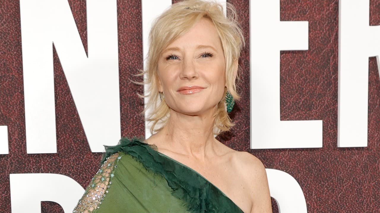 Muere la actriz Anne Heche: sigue conectada para que donen sus órganos