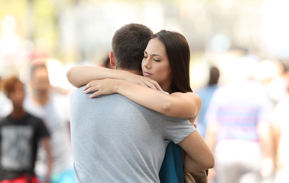 Es tanta la identificación que prácticamente descubren los pensamientos ajenos y al verse o hablarse le dicen “no me digas nada, sé lo que te está pasando”, y aciertan casi siempre.