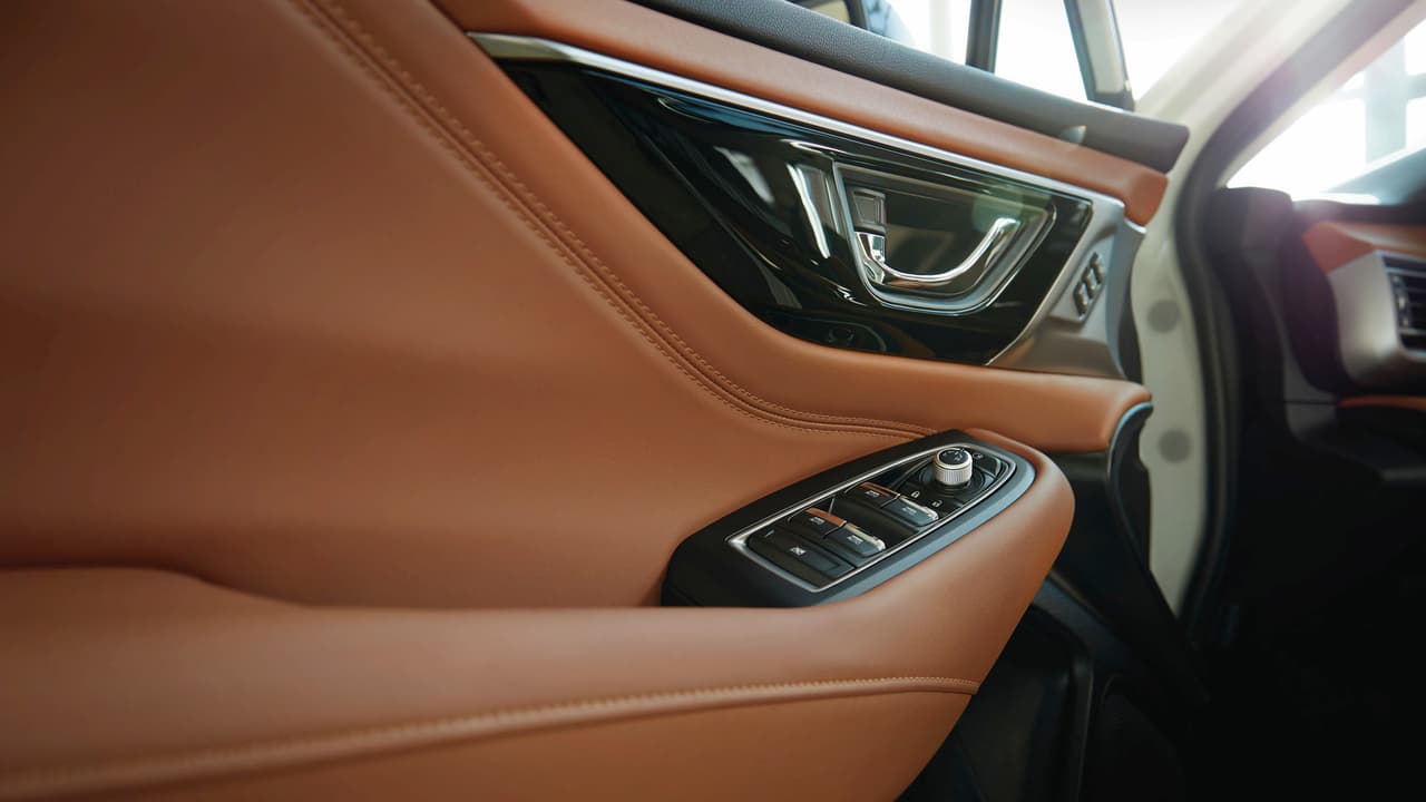 A primera vista los detalles y acabados de la Subaru Legacy 2020 
<b>parecieran ser de primera calidad</b>, pero habrá que probar un versión de producción para poder comprobarlo.