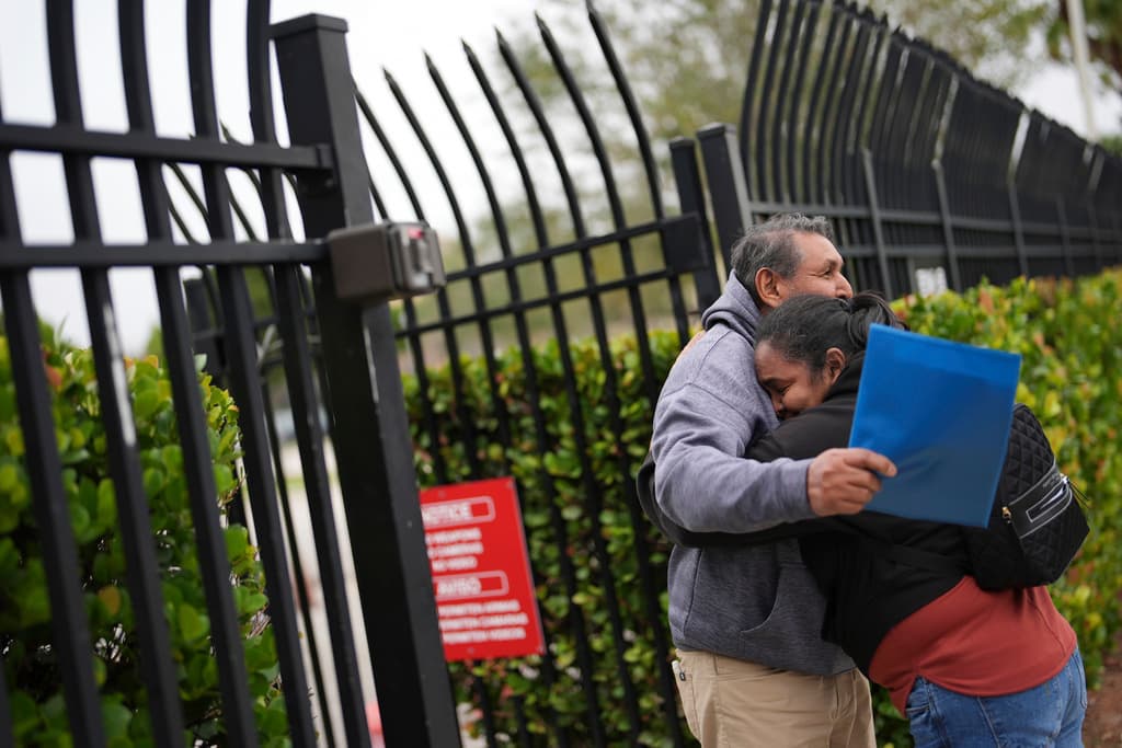 Corte de apelaciones rechaza petición de Trump para revocar 'parole' humanitario de venezolanos, cubanos, haitianos y nicaragüenses