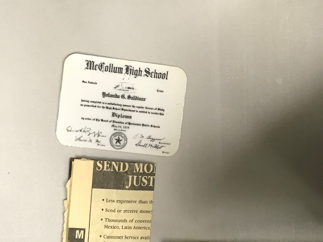 Saldívar se graduó de la McCollum High School el 24 de mayo de 1979. De esta escuela también se graduaron el actor Jonathan Joss y el cantante Emilio Navaira, quien junto a Selena impulsó la música texana.