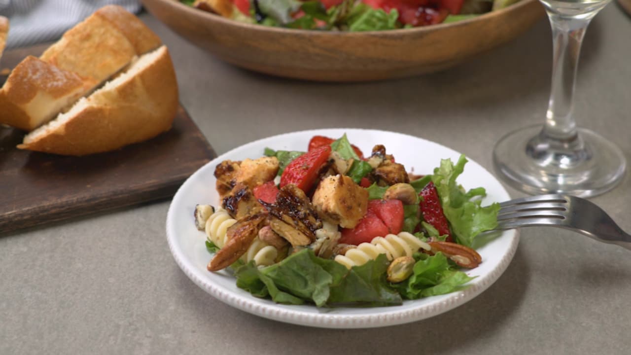 Ensalada de sandía con pollo