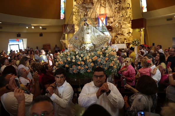 La Virgen de la Caridad sale en procesión todos los 8 de septiembre desde la 
<a href="https://www.univision.com/local/miami-wltv/20-historicos-minutos-en-la-ermita-de-la-caridad">Ermita de la Caridad</a> en Coconut Grove.