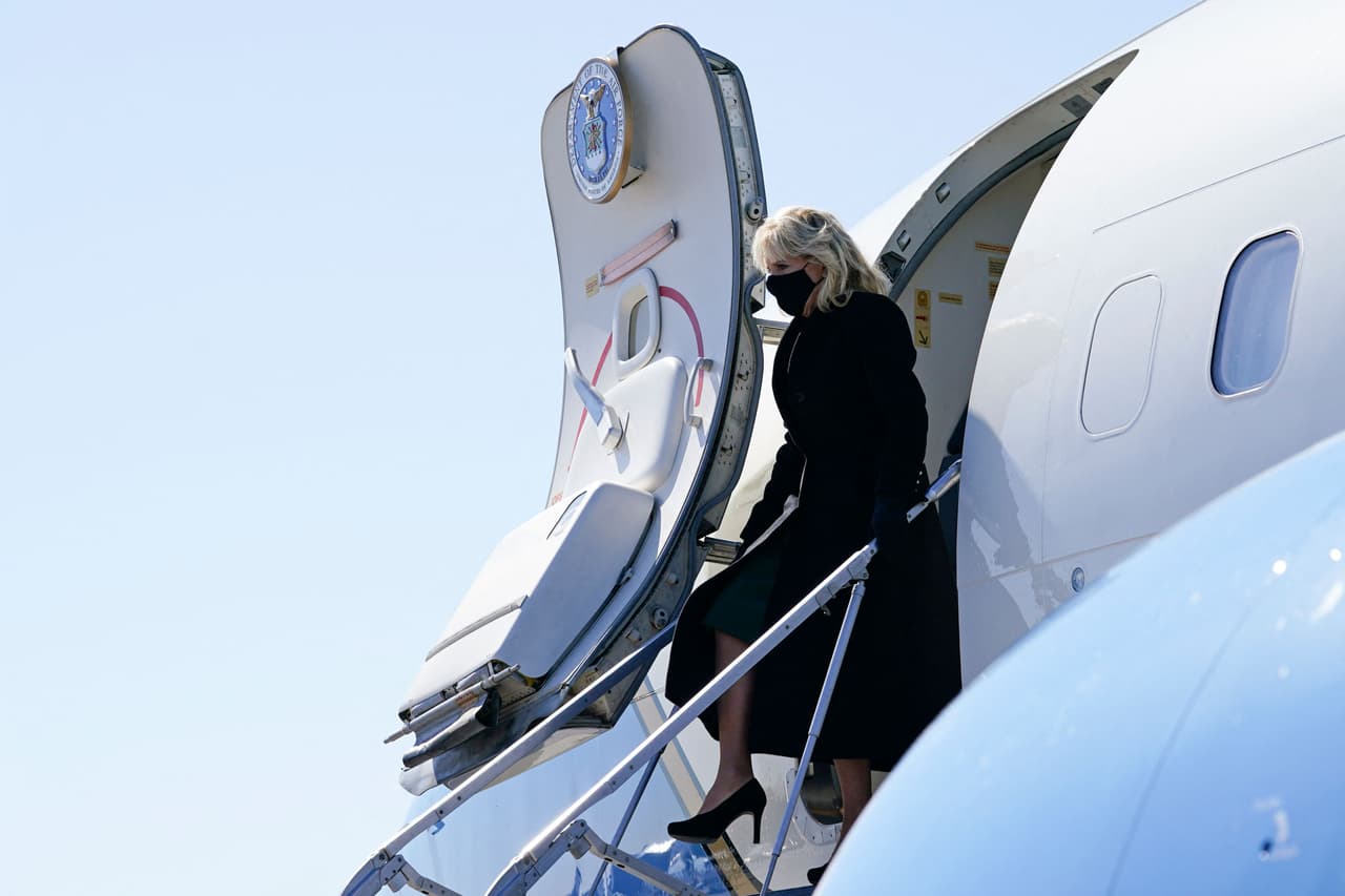 La Primera Dama Jill Biden viajará a 
<a href="https://www.univision.com/temas/nuevo-mexico">Nuevo México</a> y 
<a href="https://www.univision.com/temas/arizona">Arizona</a> esta semana, según la Casa Blanca. 
<br>
