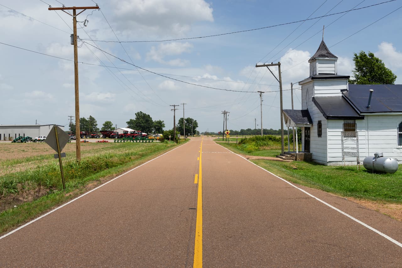 <h3 class="cms-H3-H3">24. Tunica, Mississippi</h3>
<br>
<br>🏡 
<b>Cambio en la población de 2010 a 2020: </b>-20.1%
<br>
<br>🏡 
<b>Población total: </b>1,030 en 2010; 823 en 2020.
<br>
<br>🏡 
<b>Ingreso medio por hogar: </b>$39,716
<br>
<br>🏡
<b> Tasa de pobreza: </b>19.2%
<br>
<br>🏡 Tasa de desempleo, promedio en los últimos cinco años: 2.0%
<br>