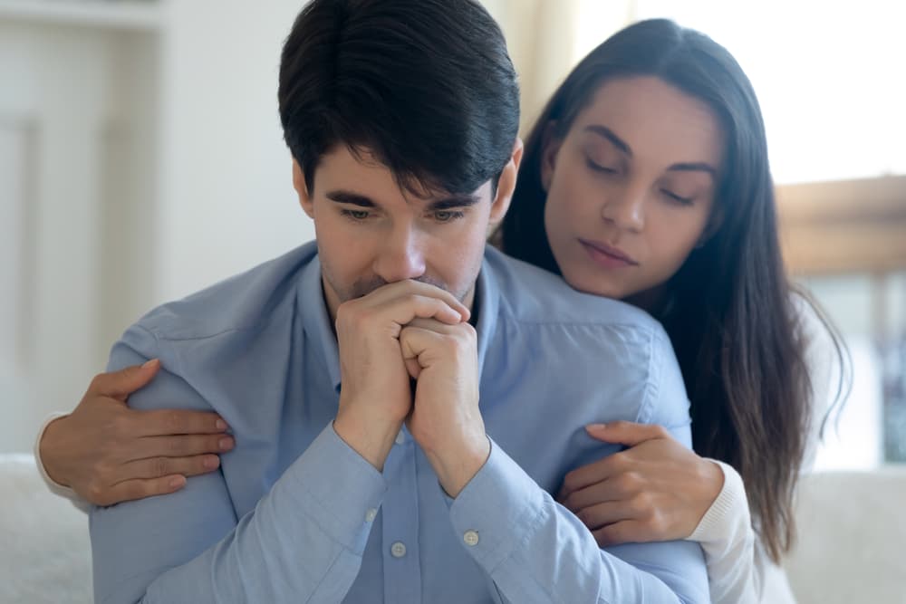 Eres aquella voz que cuando tu pareja, tu amigo o alguien se encuentra desesperado, le sabes calmar puesto que tus palabras son como un bálsamo que todo lo arregla.
<br>