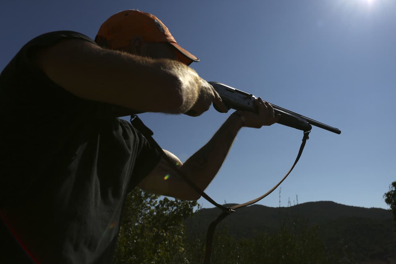 En Pensilvania existe una amplia variedad de licencias y permisos que necesitas para cazar, encuentra cuál es la que necesitas, 
<b><a href="https://www.pgc.pa.gov/HuntTrap/LicensesandPermits/Pages/LicenseTypes.aspx#rahl " target="_blank">aquí</a></b>.
