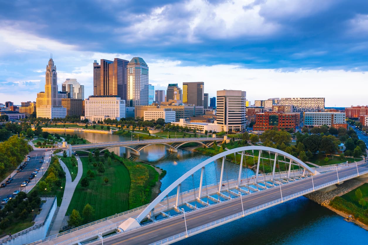 <b>Ohio | $96,600</b>
<br>
<br>En este estado, el salario 'ideal' supera ya los $95,000 en medio de un mayor costo de vida. Para determinar ese número 'mágico', los expertos de la Universidad de Purdue tomaron como referencia datos de Gallup World Poll, con una muestra representativa de más de 1.7 millones de individuos en 164 países.