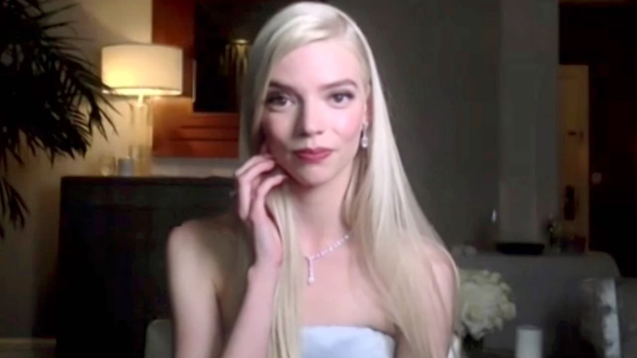 No solo arrasa por su look: Anya Taylor-Joy cree tener la clave que la llevó a ganar en los Golden Globes 2021