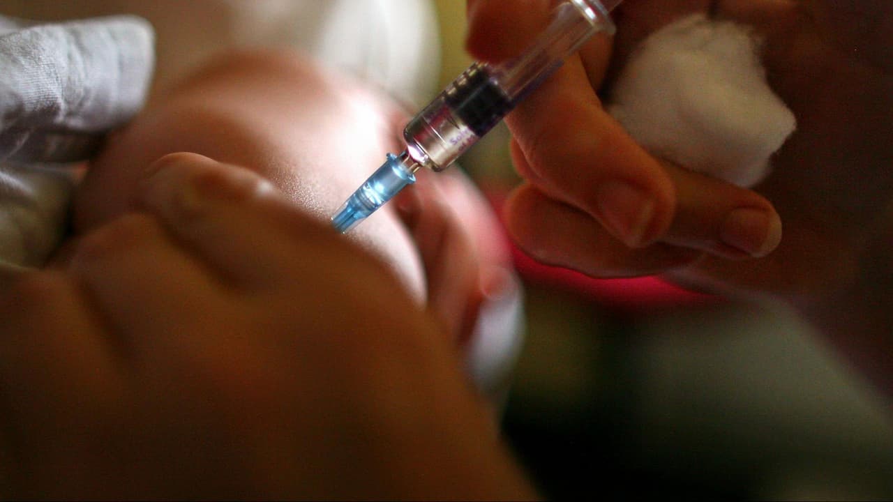 Nueva York abre clínicas adicionales para vacunarse contra la polio