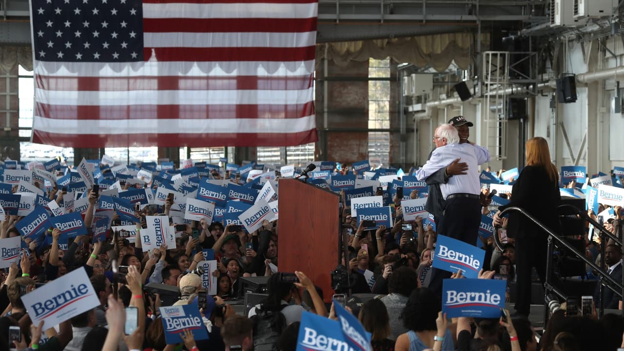 “Regístrense como demócratas”: Bernie Sanders hace llamado a votantes independientes de California