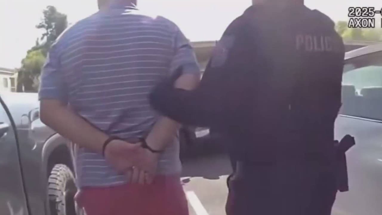 Dos cuidadores fueron detenidos, acusados de defraudar a un adulto mayor en Scottsdale
