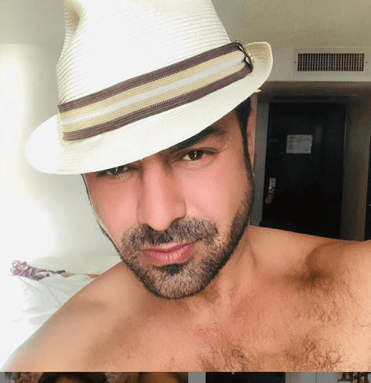Sus seguidoras no dudan en elogiarlo con comentarios como: “¡¡Me impresionas, Eres super sexy!!”, “Más guapo imposible”, “Eres hermoso” y “Guapísimo mi Albertano”. 
<br>