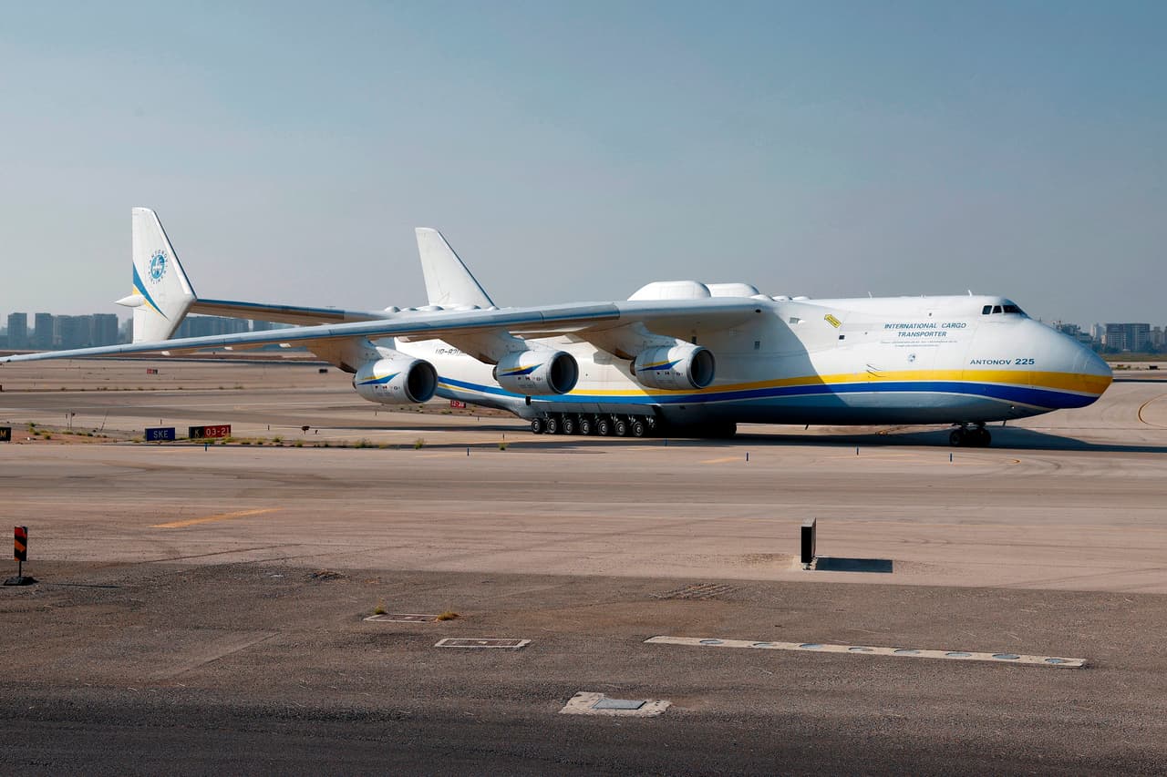 Si el avión fuera reconstruido, tomaría más de cinco años y costaría alrededor de 3 mil millones de dólares.