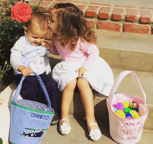 Angélica ha demostrado ser una hermana mayor muy cariñosa y protectora con Daniel.