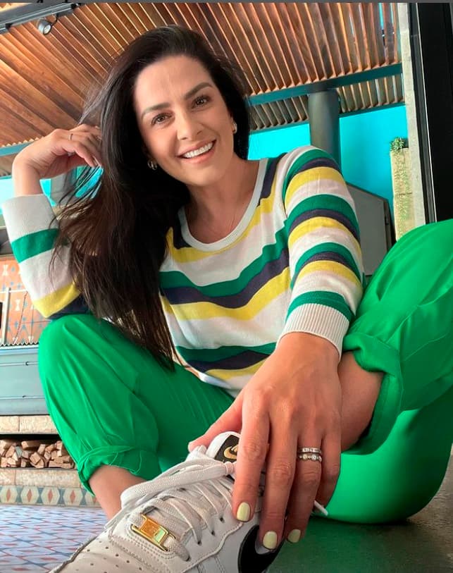 Se trata de 'Selena, el musical' de 2006, la cual tuvo como protagonista a Lidia Ávila, ex integrante de la banda musical OV7. 
<br>En una entrevista realizada en 2021, recordó cómo fue dar vida en el escenario a la cantante de raíces mexicanas.