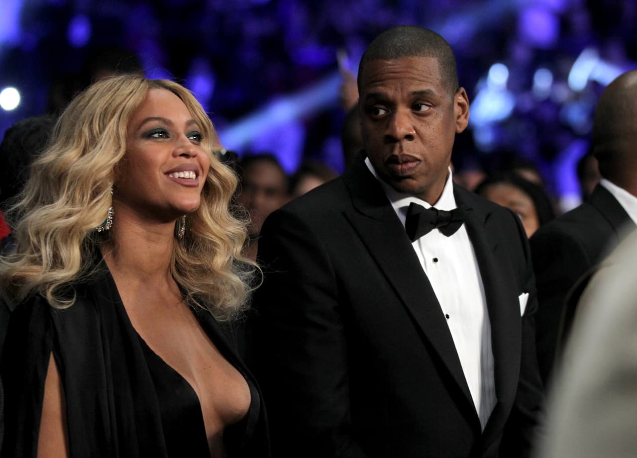 <b>Beyoncé</b>
<br>Desde hace más de una década, la estrella ha estado casada con Jay-Z, con quien tiene diversas cosas en común, una de ellas: un tatuaje.