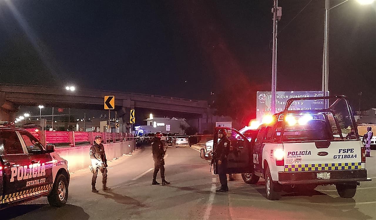 Al menos nueve personas mueren en un ataque armado en un club nocturno en México
