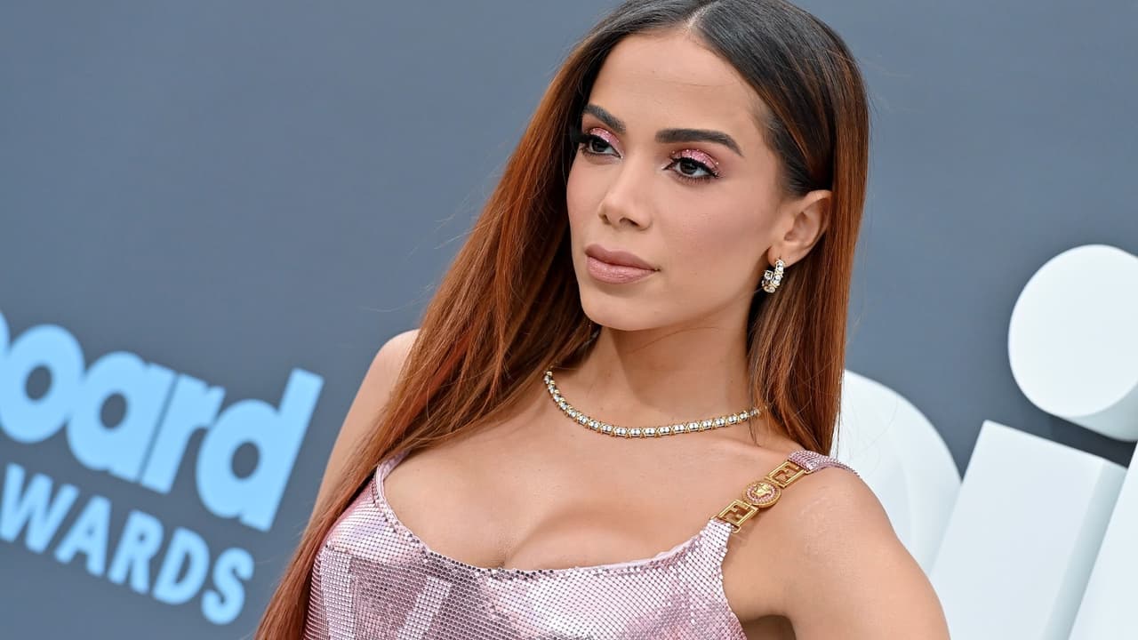 La cantante brasileña también ha admitido haberse hecho una reducción de busto, aumento de mentón, haberse inyectado ‘fillers’ y deshacerse de un tatuaje. En varias entrevistas, ha asegurado que le gustaría hacerse más operaciones.