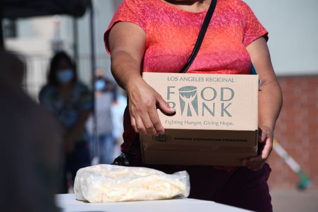 El aporte federal para bancos de alimentos se reduce, una de las pocas ayudas para quienes perdieron su trabajo