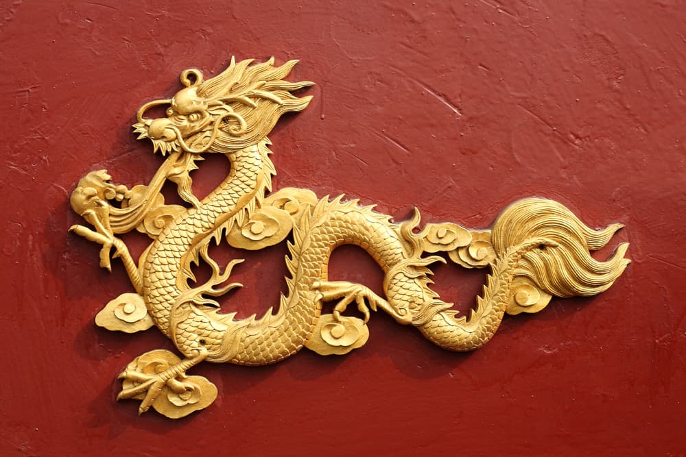 Para todos los que sean de dragones y para los demás signos está indicando el comienzo de algo muy excitante, lleno de aventuras, promesas y mucha determinación.
<br>
